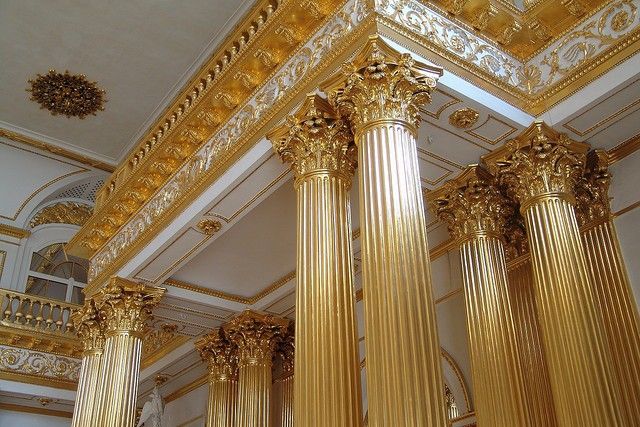 Lợi Ích Thiết Kế Khi Chọn Cột PU Hoàn Hảo Cho Nhà Bạn