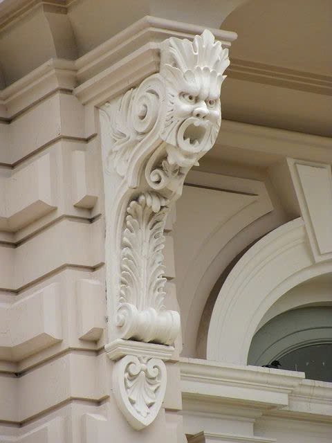 Đầu Cột Nhựa Hình Rồng