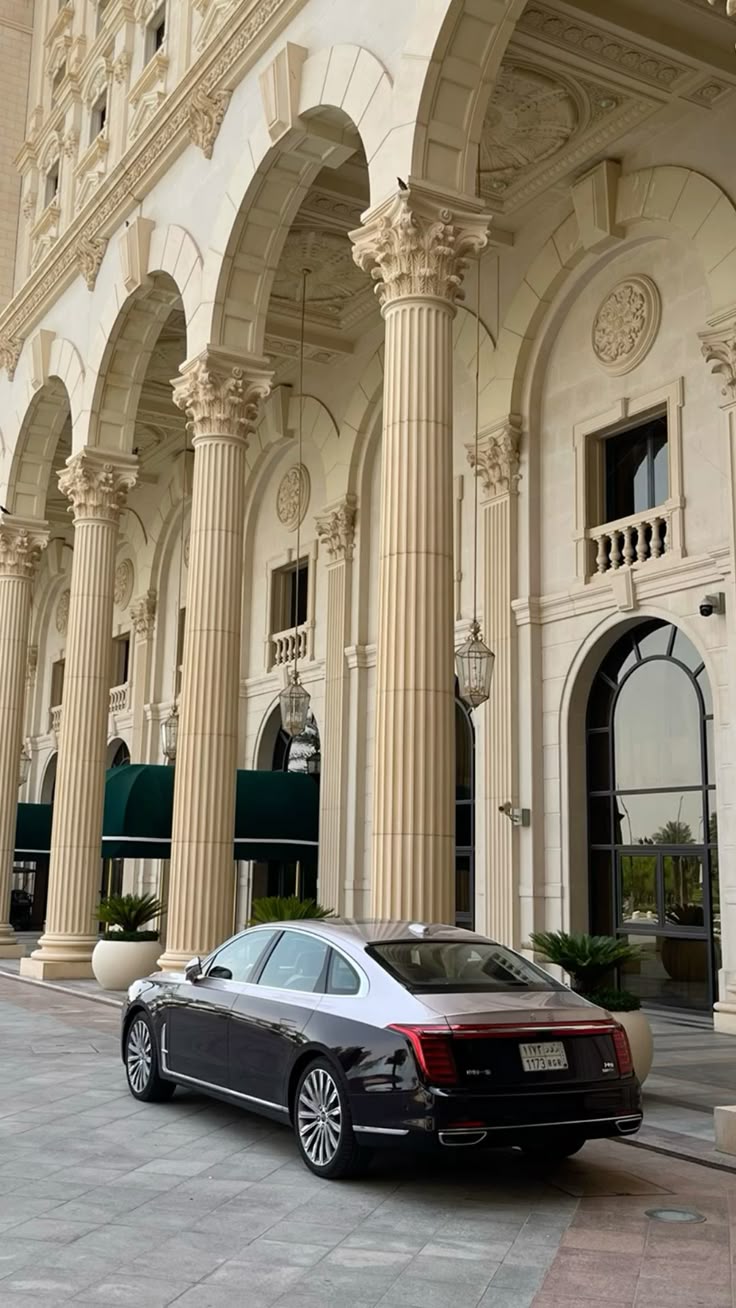 Ứng Dụng Giải Pháp Ốp Cột Phào Chỉ 